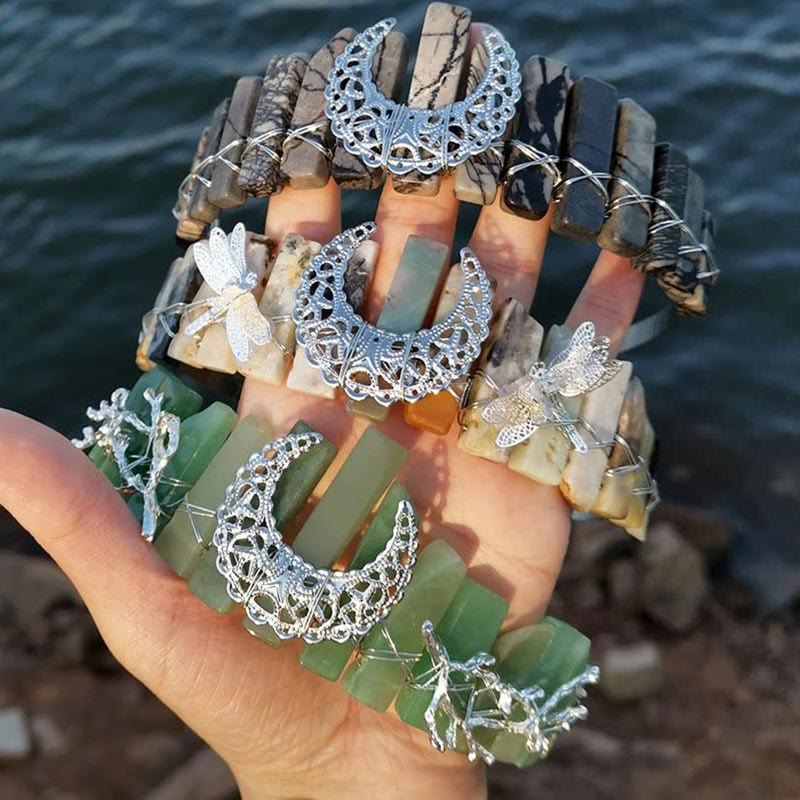 Olivenorma - Corona da sposa con accessorio a forma di luna e libellula in cristallo naturale 