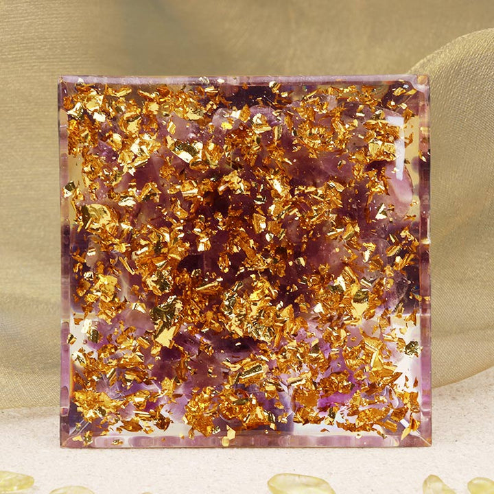 Piramide di orgone curativa in ametista Olivenorma