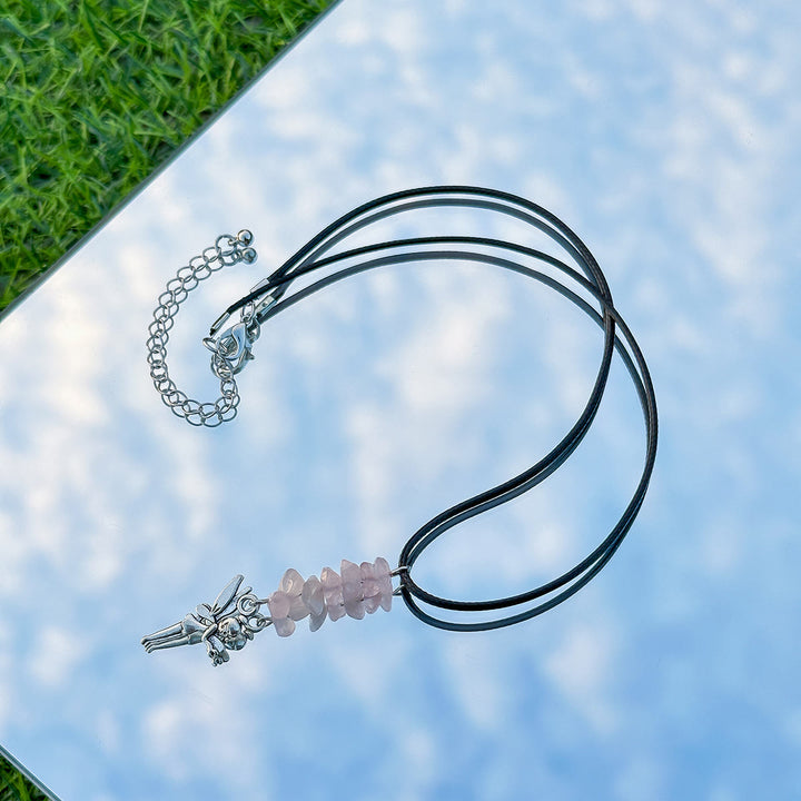 Collana in filo di cera di pelle con nappa a farfalla in pietra naturale Olivenorma
