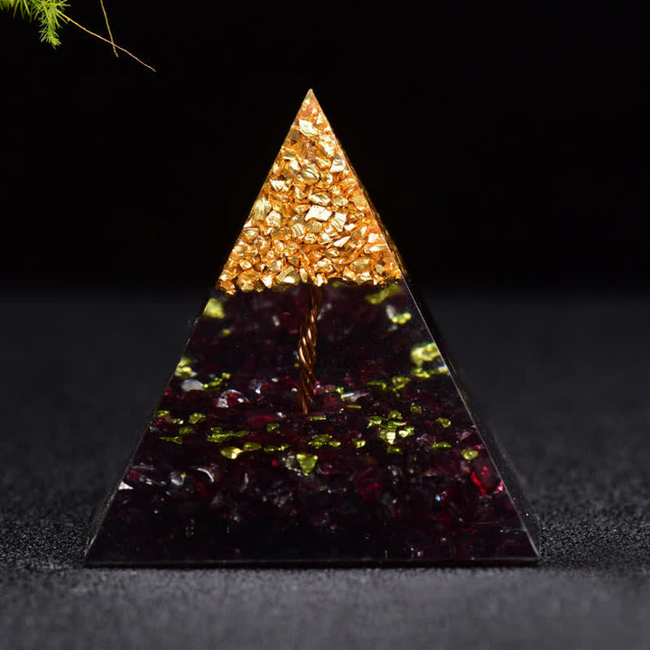 Granuli di metallo di granato Olivenorma Albero della vita Piramide di orgone 