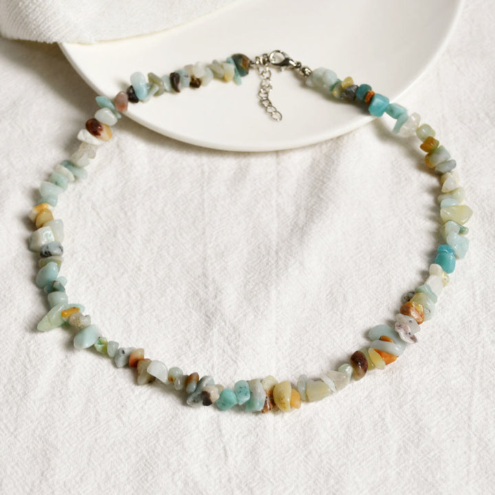 Collana con pietra di cristallo lucidata di forma irregolare Olivenorma