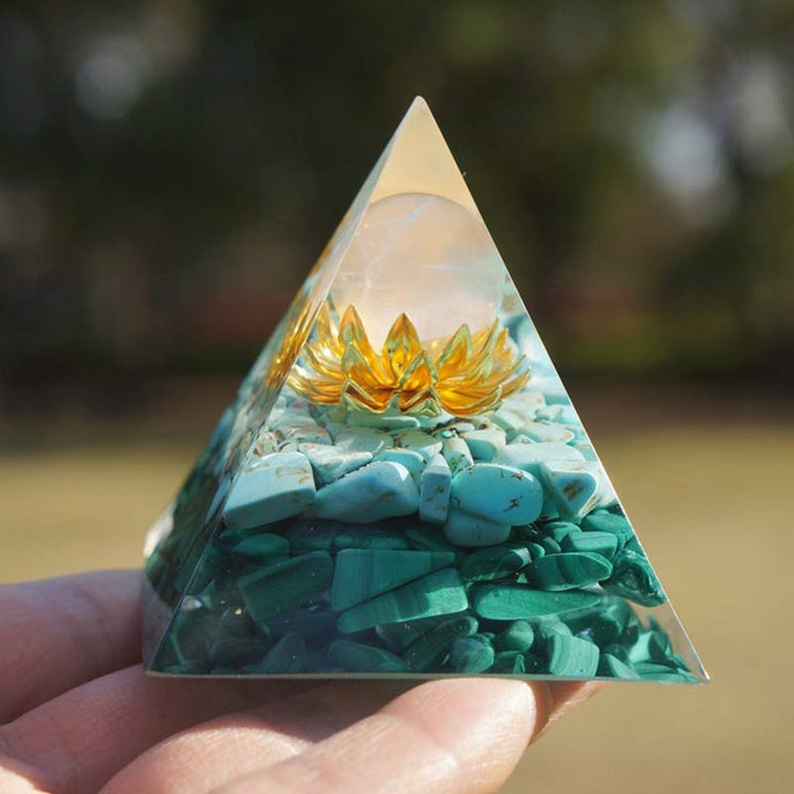 Olivenorma Cristallo Trasparente Turchese Malachite Simbolo Loto Piramide Orgonica