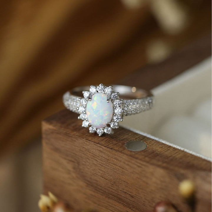Anello Olivenorma Opal White Zircon Flower