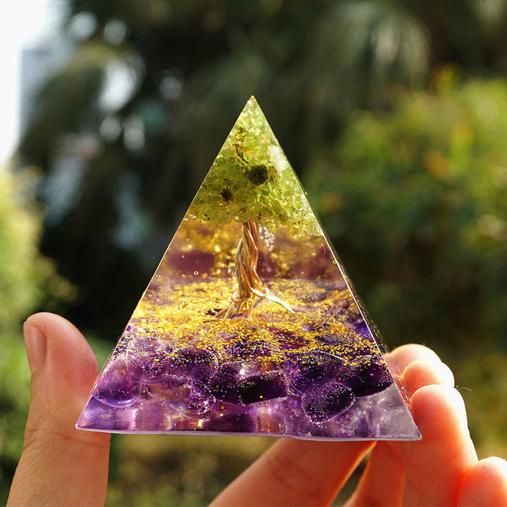 Olivenorma Peridot con Ametista Albero della Vita Piramide Orgonica