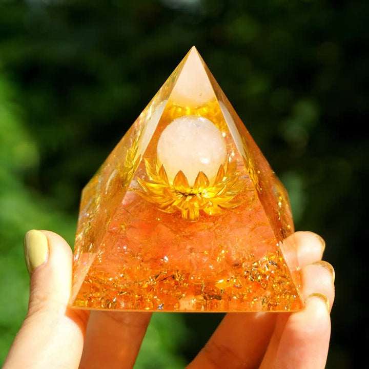 Olivenorma Sfera di quarzo rosa Pietra del sole Loto Piramide di orgone