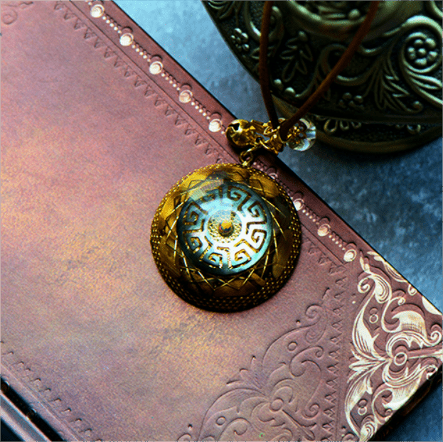 Collana con ciondolo in occhio di tigre con anima risvegliata Olivenorma Collana in orgone