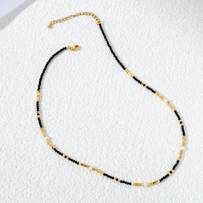Collana con clavicola in perline di ossidiana nera Olivenorma 