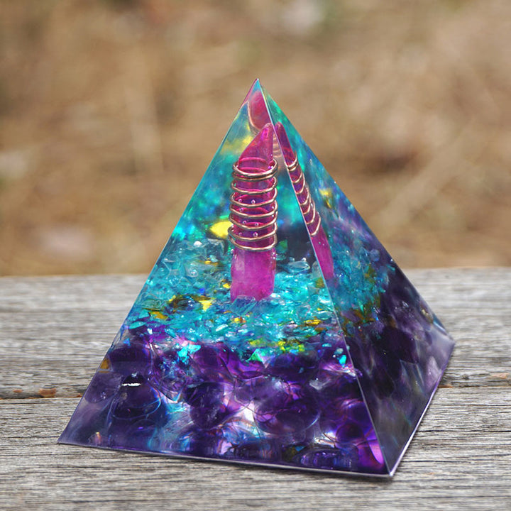 Piramide di orgone di ametista e acquamarina Olivenorma