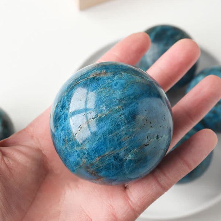 Sfera di cristallo di forza di apatite blu - image 2