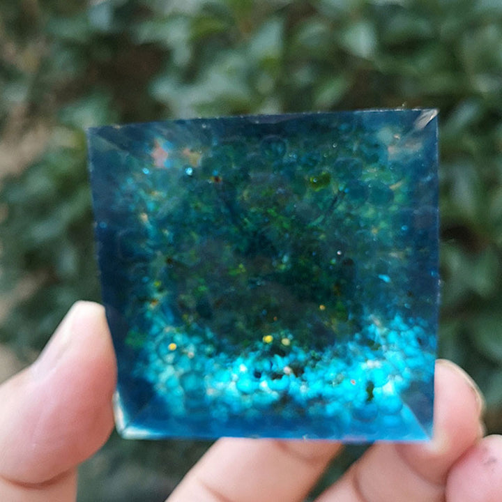 Olivenorma Acquamarina Peridoto Albero della vita Piramide di orgone