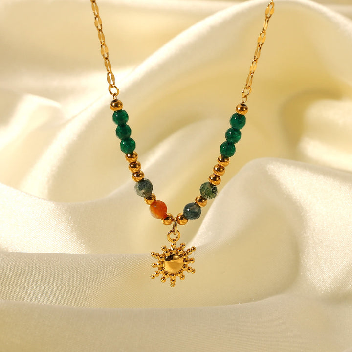 Collana con ciondolo in pietra del sole con labradorite e smeraldo Olivenorma