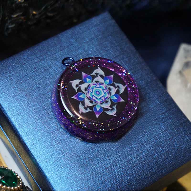 Collana in pietra grezza di cristallo naturale "Voce del delfino" Olivenorma 