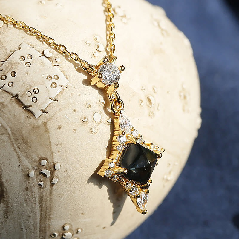 Olivenorma"Eternal Bliss" - Collana con topazio blu naturale di Londra 