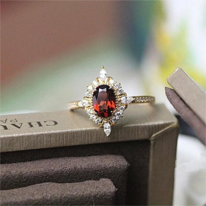Anello Atmosfera "Miss Rose" in rubino vintage Olivenorma 