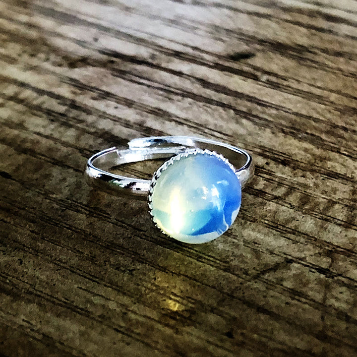 Anello regolabile semplice a semicerchio con pietra di luna e opale Olivenorma 