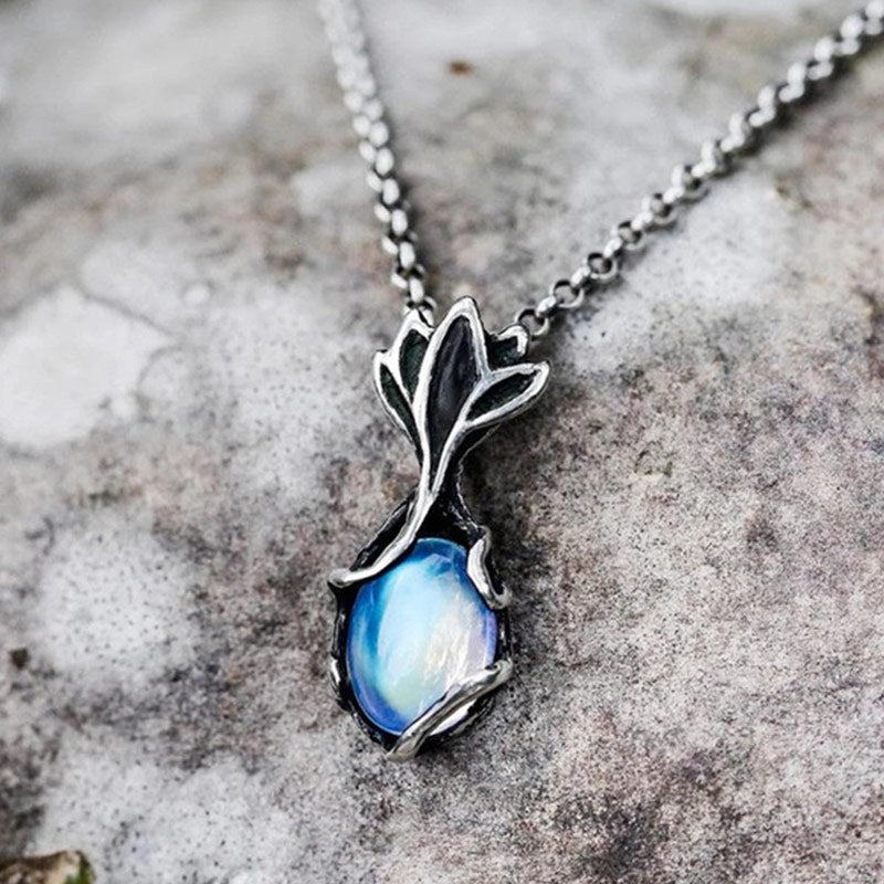 Collana vintage Olivenorma con fiore di loto e pietra di luna 