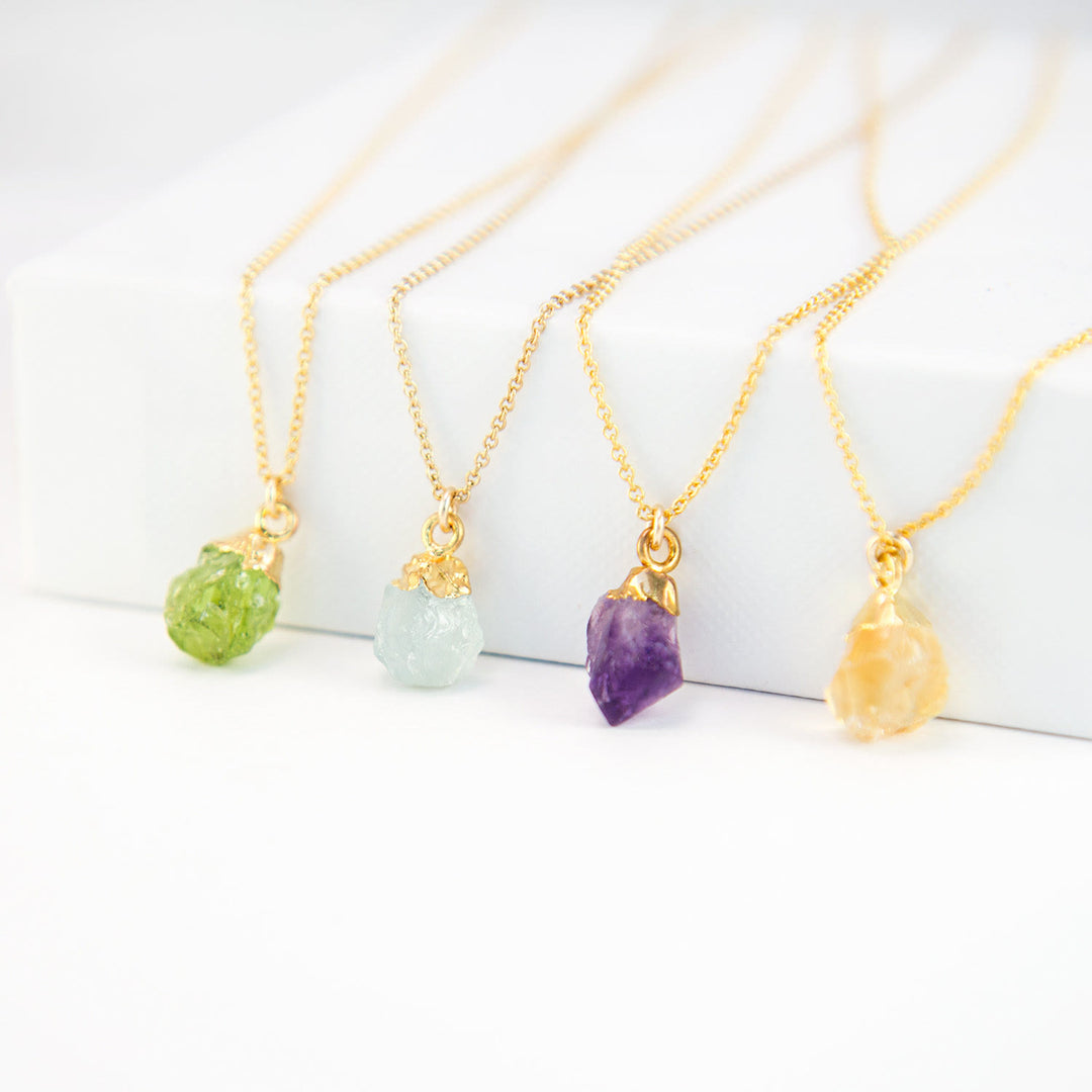 Collana con pendenti in cristallo grezzo dello zodiaco Olivenorma 