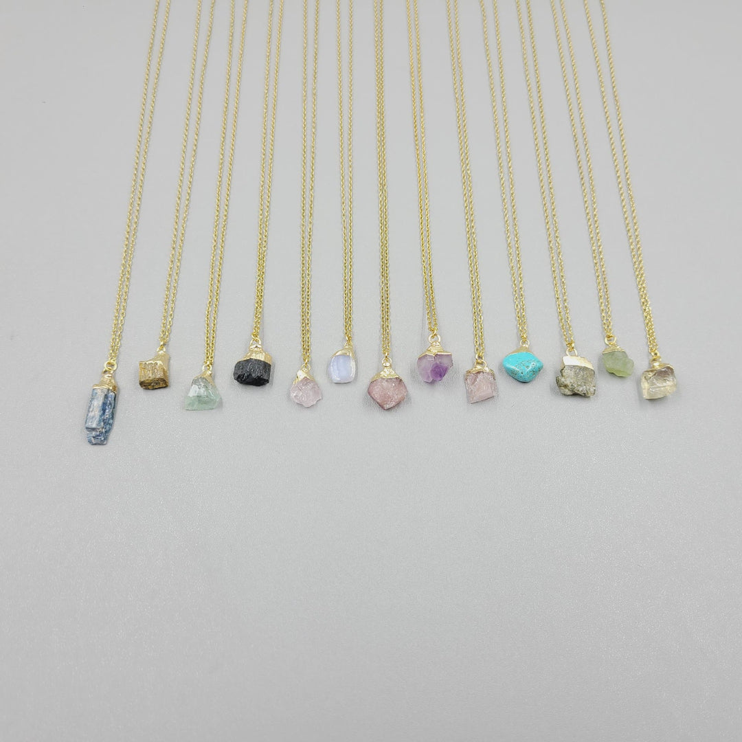 Collana con pietra preziosa grezza di cristallo irregolare Olivenorma 