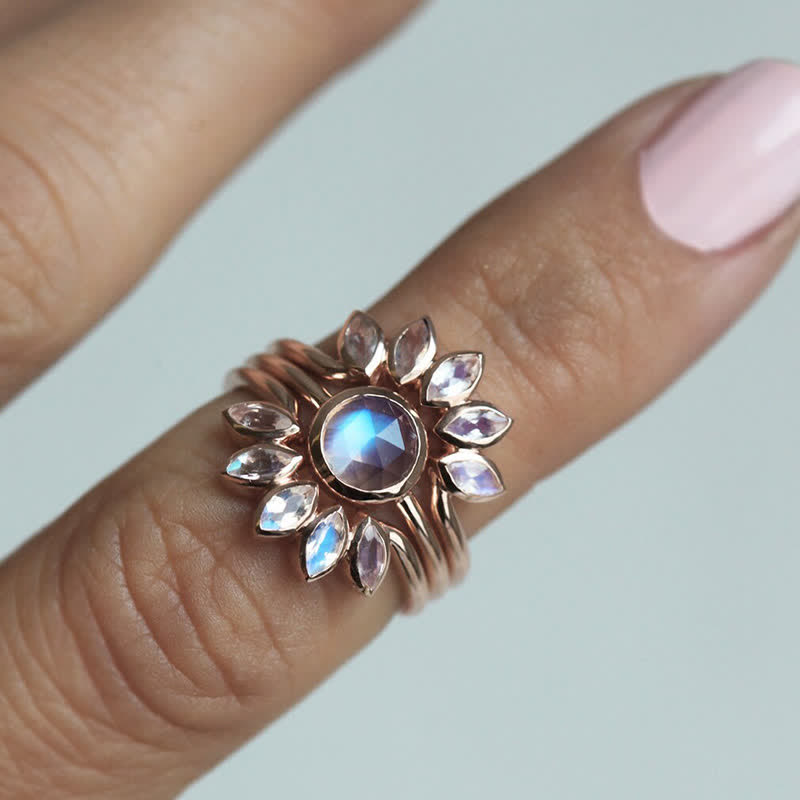 Olivenorma "Tide Goddess" - Anello in 3 pezzi con pietra di luna e fiore di sole
