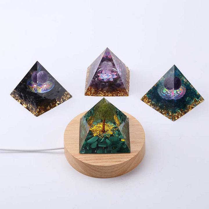 Olivenorma USB Pyramid Light Base Portalampada in legno 