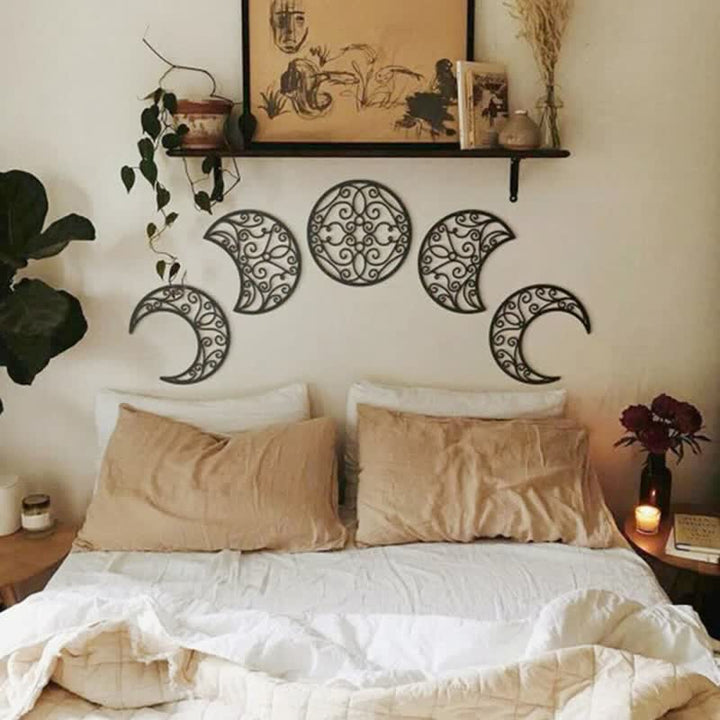 Decorazione da parete con fasi lunari in legno