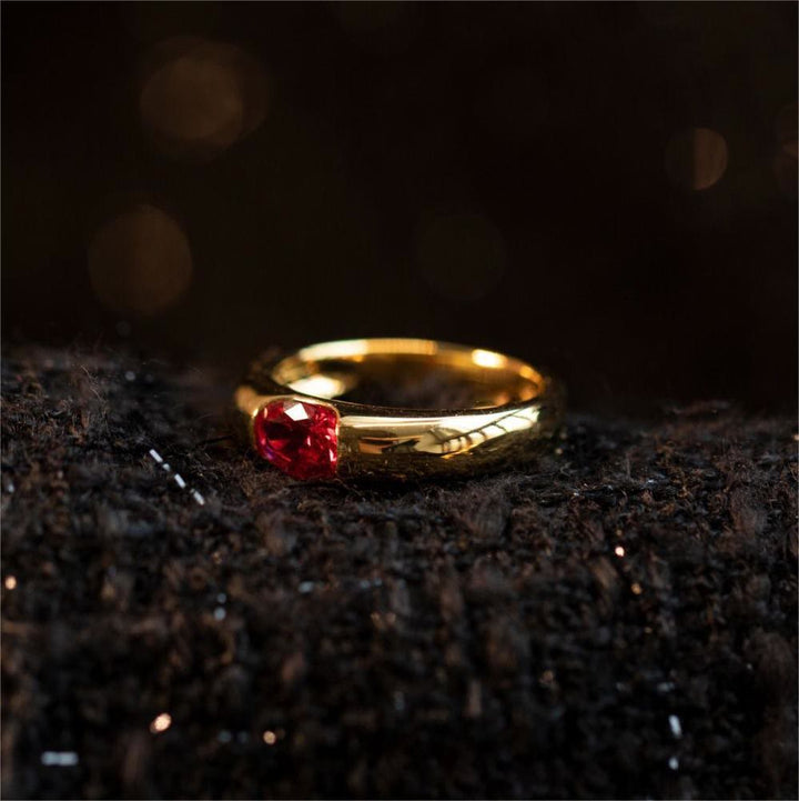 Anello di lusso minimalista placcato oro granato Olivenorma