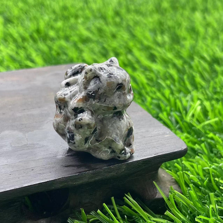 Olivenorma Pietra Naturale 3cm Decorazione in Pietra Preziosa a Forma di Volpe a Nove Code 