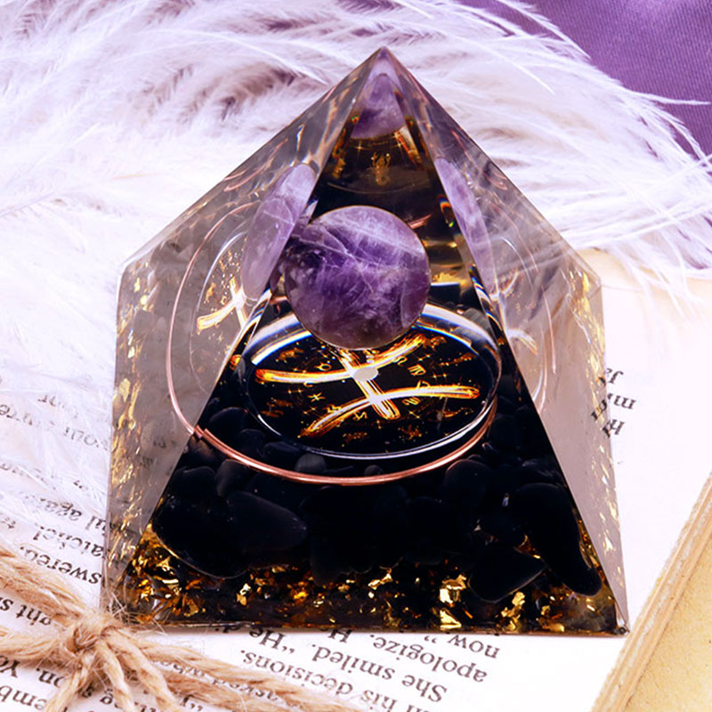 Sfera di ametista Olivenorma con piramide di orgone in ossidiana Zodiaco Pesci 
