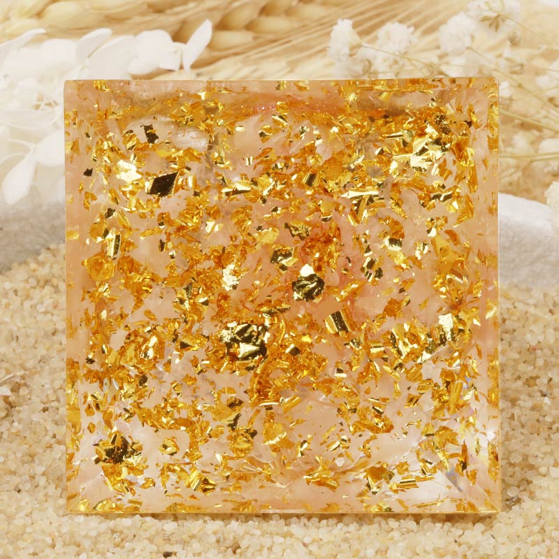 Piramide di orgone in quarzo trasparente ametista Olivenorma