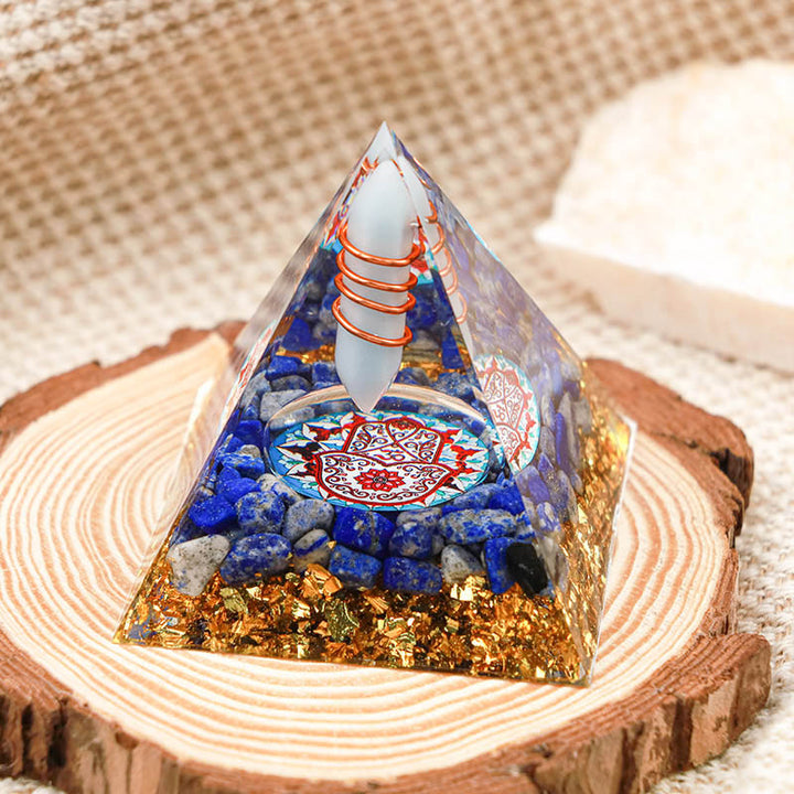 Colonna di acquamarina Olivenorma con piramide di orgone Hamsa in lapislazzuli 