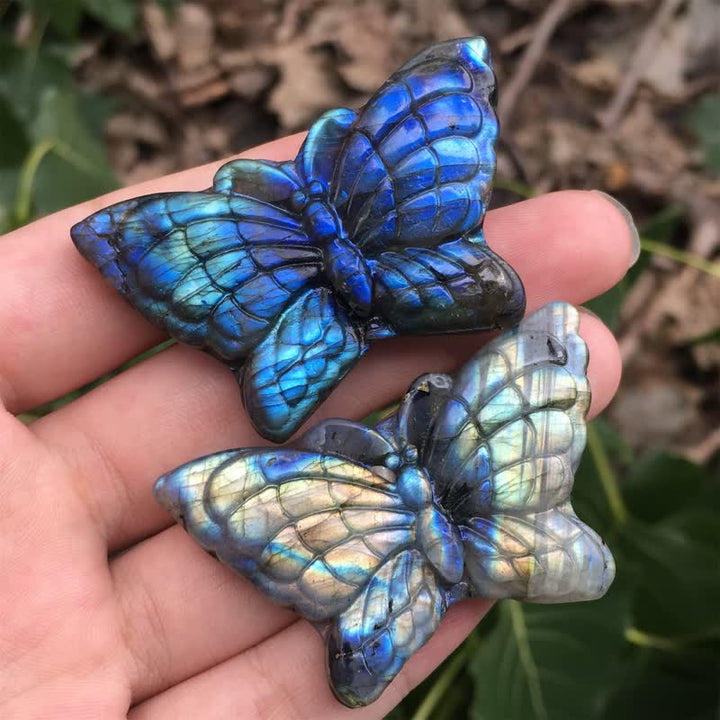 Decorazione con pietra preziosa di labradorite a farfalla magica