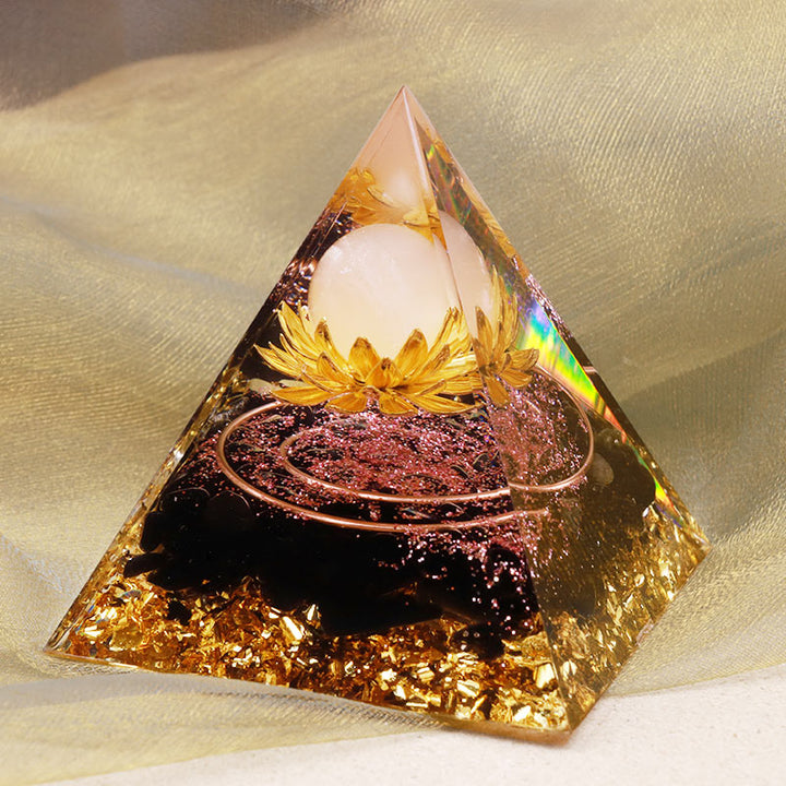 Olivenorma Cristallo trasparente Ossidia Simbolo del loto Piramide di orgone