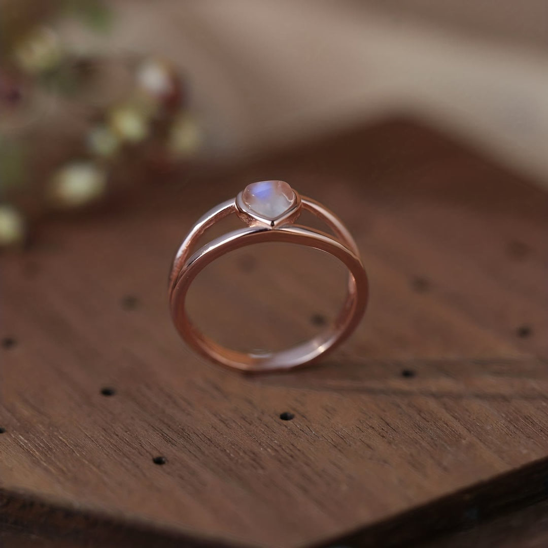 Anello in argento 925 a forma di cuore con pietra di luna naturale Olivenorma 
