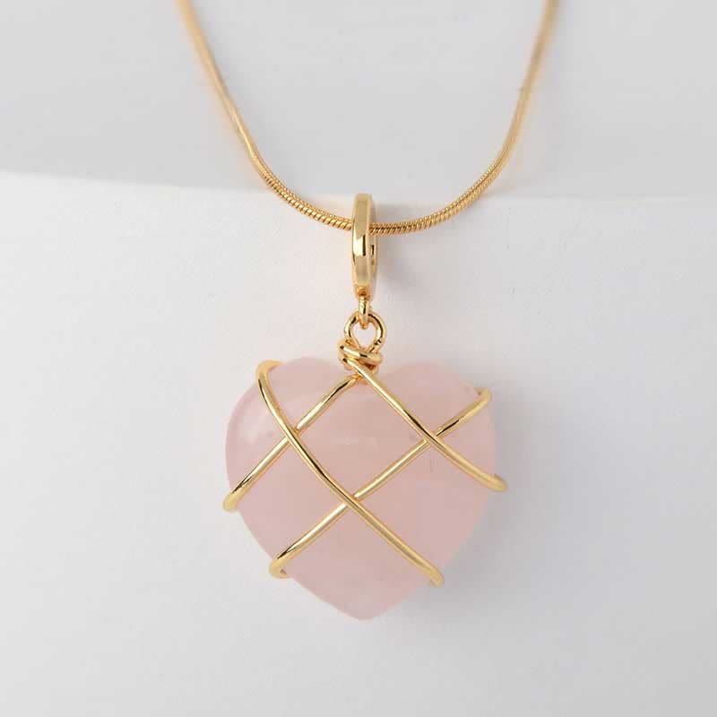 Collana con pietra preziosa a forma di cuore in quarzo rosa Olivenorma 