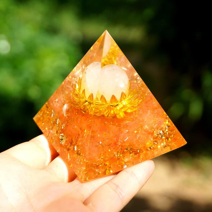 Olivenorma Sfera di quarzo rosa Pietra del sole Loto Piramide di orgone
