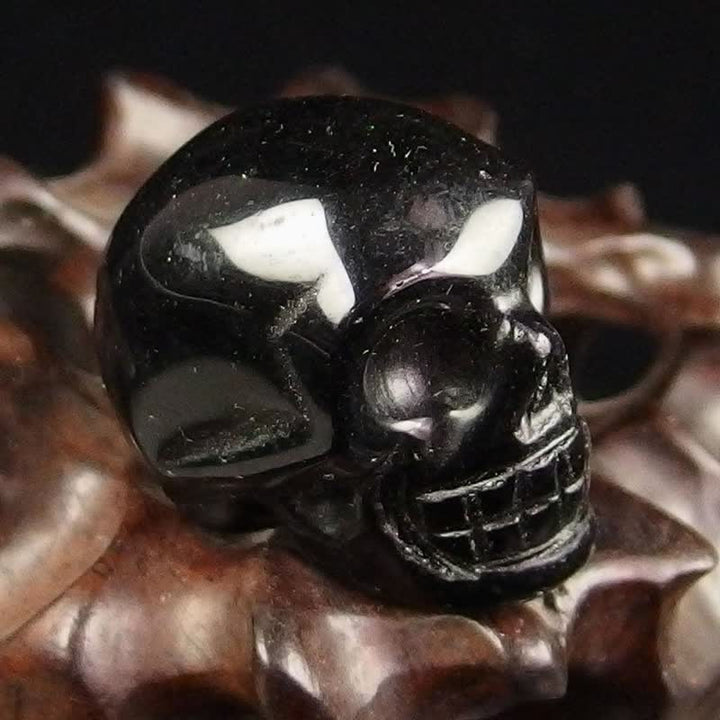 Decorazione di Halloween con teschio di cristallo naturale Olivenorma