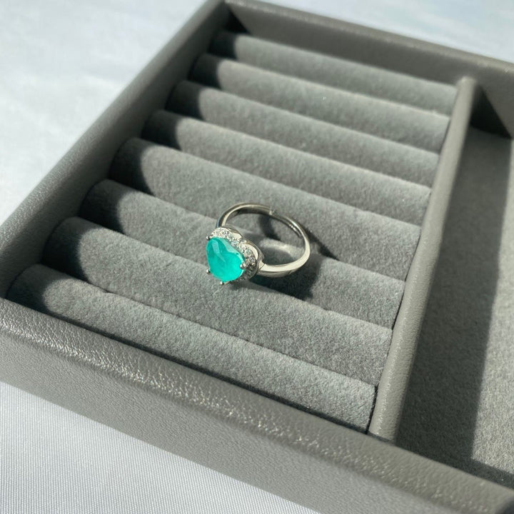 Anello squisito con tormalina Paraiba a forma di cuore Olivenorma