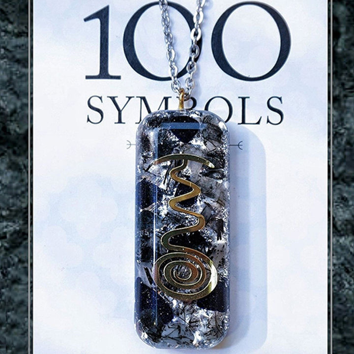 Collana di orgone del cavaliere nero Olivenorma