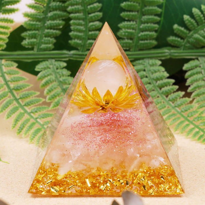 Olivenorma Cristallo Trasparente Simbolo Loto Piramide Orgonica