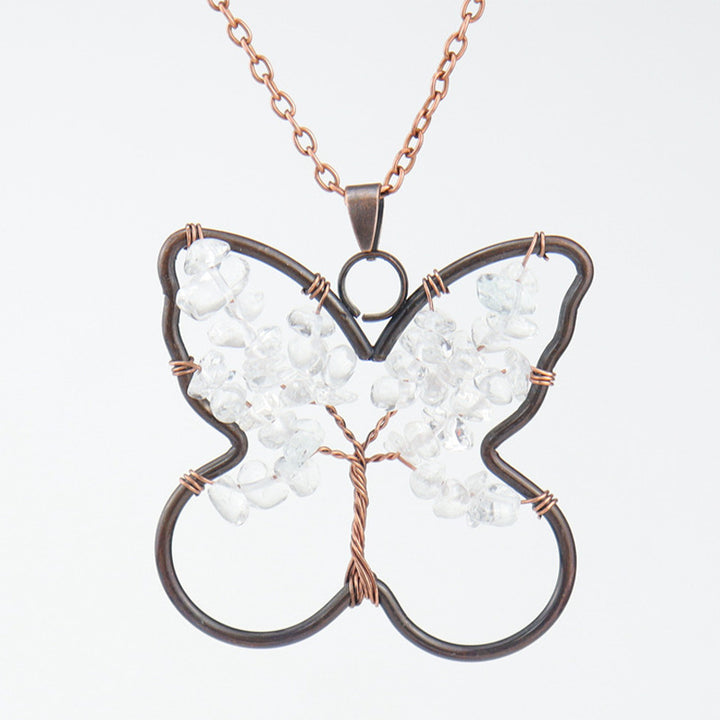 Collana di guarigione a forma di farfalla dei chakra