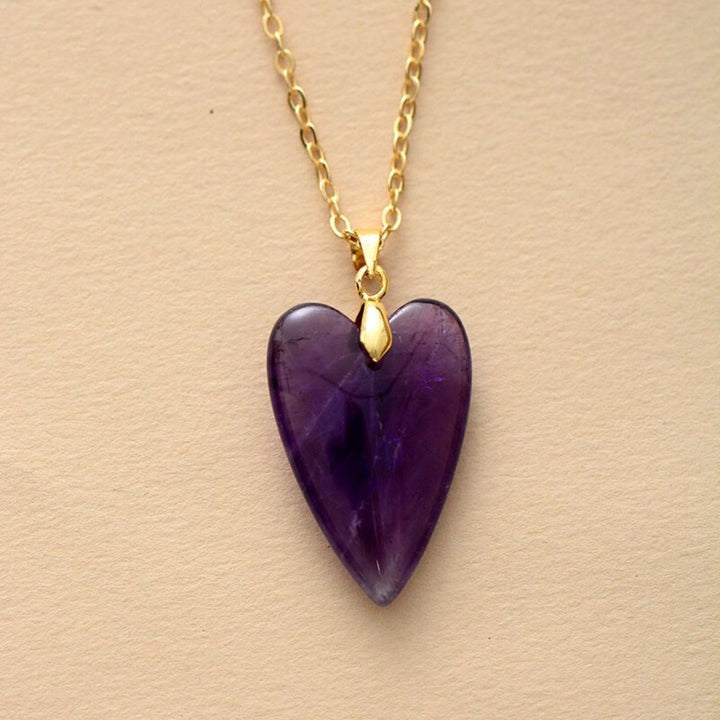 Collana con ciondolo a forma di cuore in cristallo curativo Olivenorma