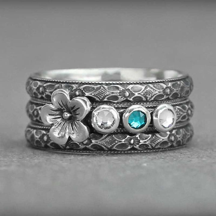 Olivenorma Anello con pietre portafortuna personalizzate e incise a forma di fiore