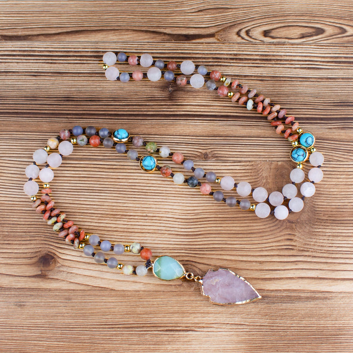 Collana con ciondolo a forma di freccia di preghiera Mala in quarzo rosa naturale 