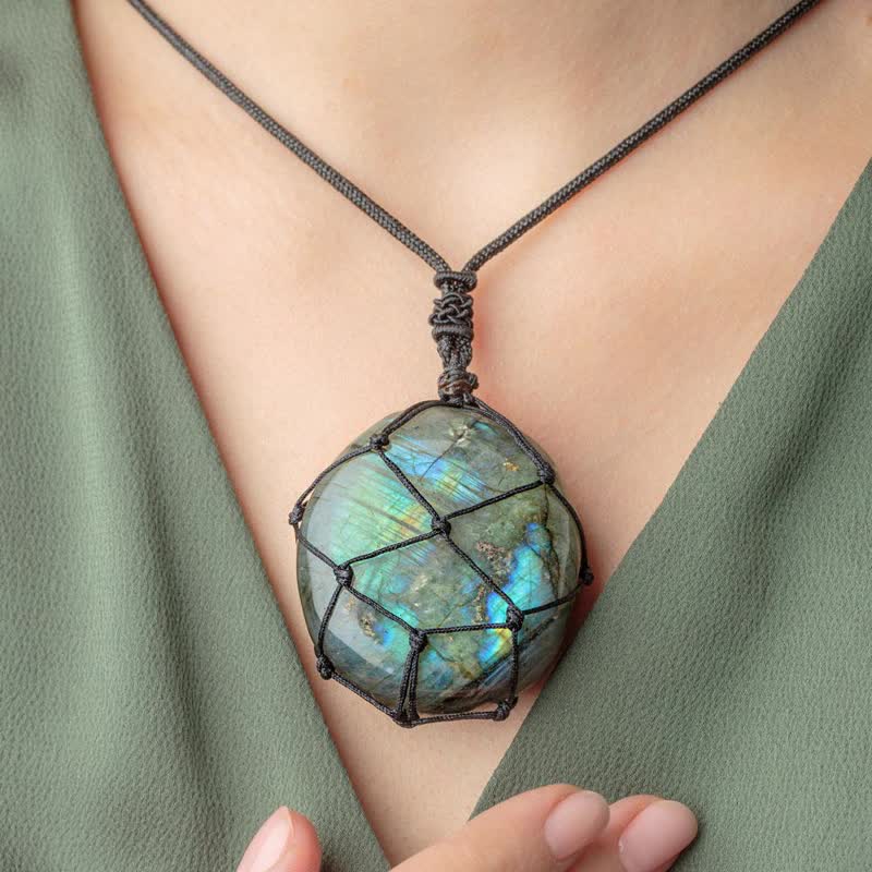 Collana di labradorite a forma di cuore di drago Olivenorma 