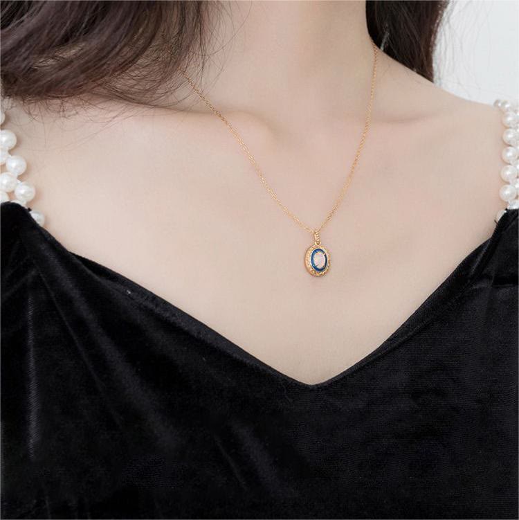 Collana con ciondolo intarsiato in opale naturale Olivenorma 