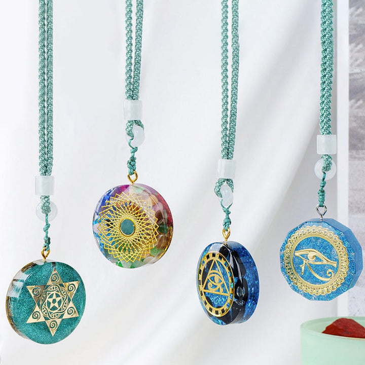 Collana di cristallo naturale di orgone Olivenorma