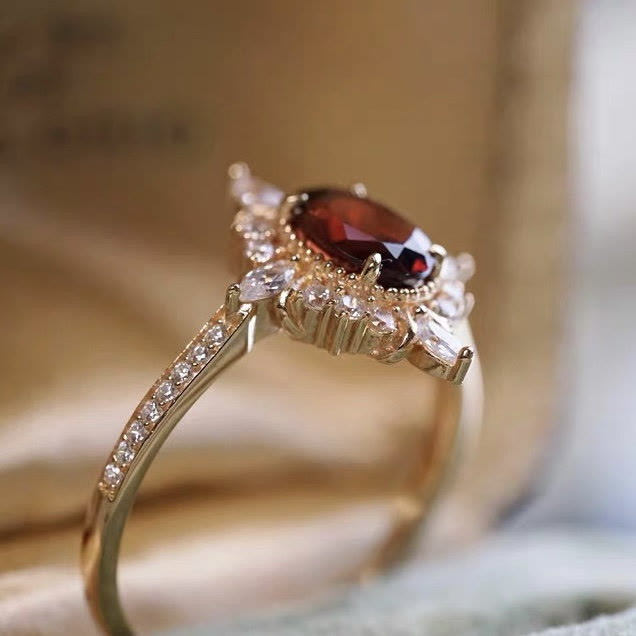 Anello Atmosfera "Miss Rose" in rubino vintage Olivenorma 