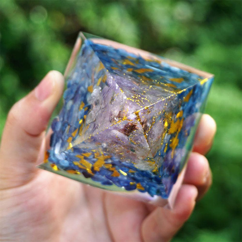 Olivenorma Ametista Cianite Albero della Vita Piramide Orgonica 