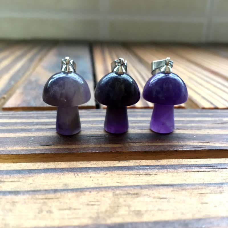 Collana di guarigione con design a fungo per l'intonazione spirituale Olivenorma 