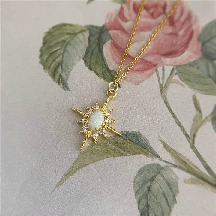Collana con stella delicata Northstar in zircone bianco opale Olivenorma